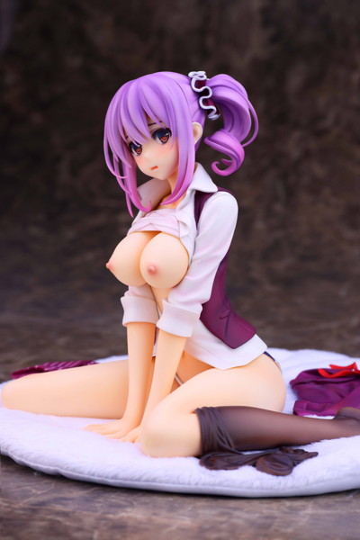 佐倉 日菜 illustration by 深崎暮人-10