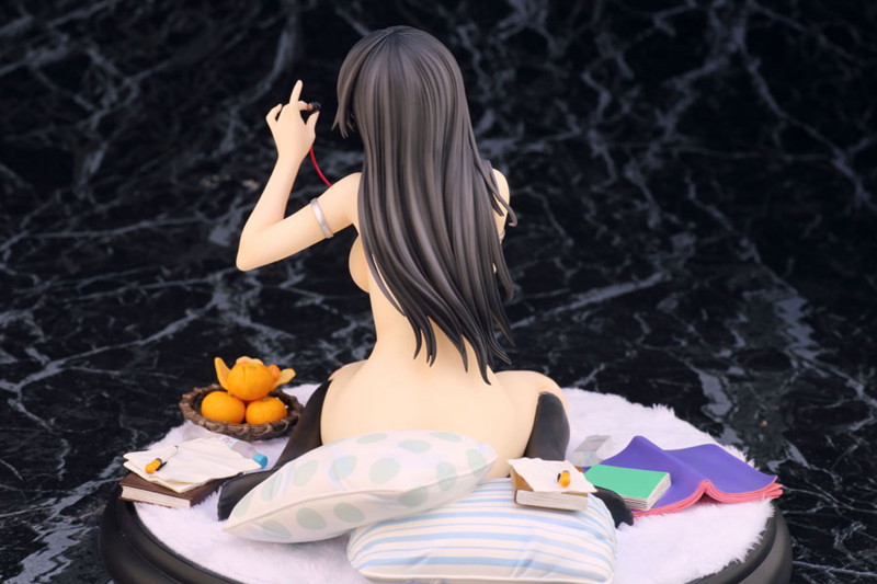 HOT MILK GIRL Illustrated by 鬼月あるちゅ-9