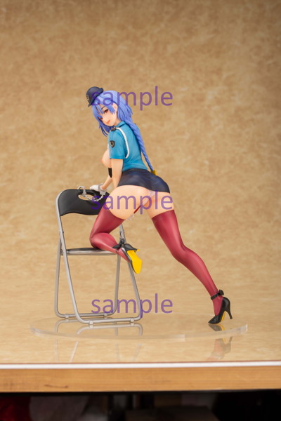 1/7スケールPVC完成塗装済 えっちな婦警さん-9