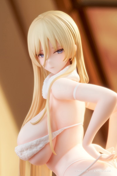 ビスマルク アンパックド・サプライズVer. 1/7 アズールレーン-7