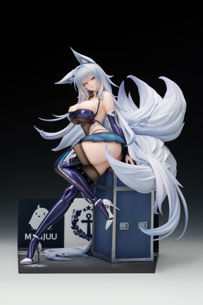 アズールレーン 信濃 寝待の銀輿Ver. LEDアクリル展示ケース付きスペシャル版-1