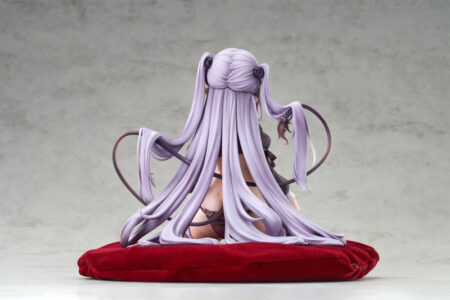 クロエ Illustrated by 玉之けだま